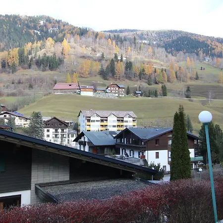 Nicky By Isa דירה *